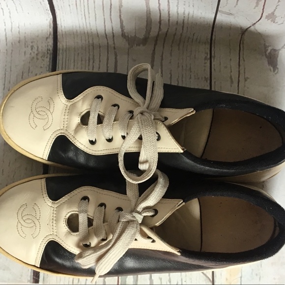 Chanel sneakers - Picture 1 of 3